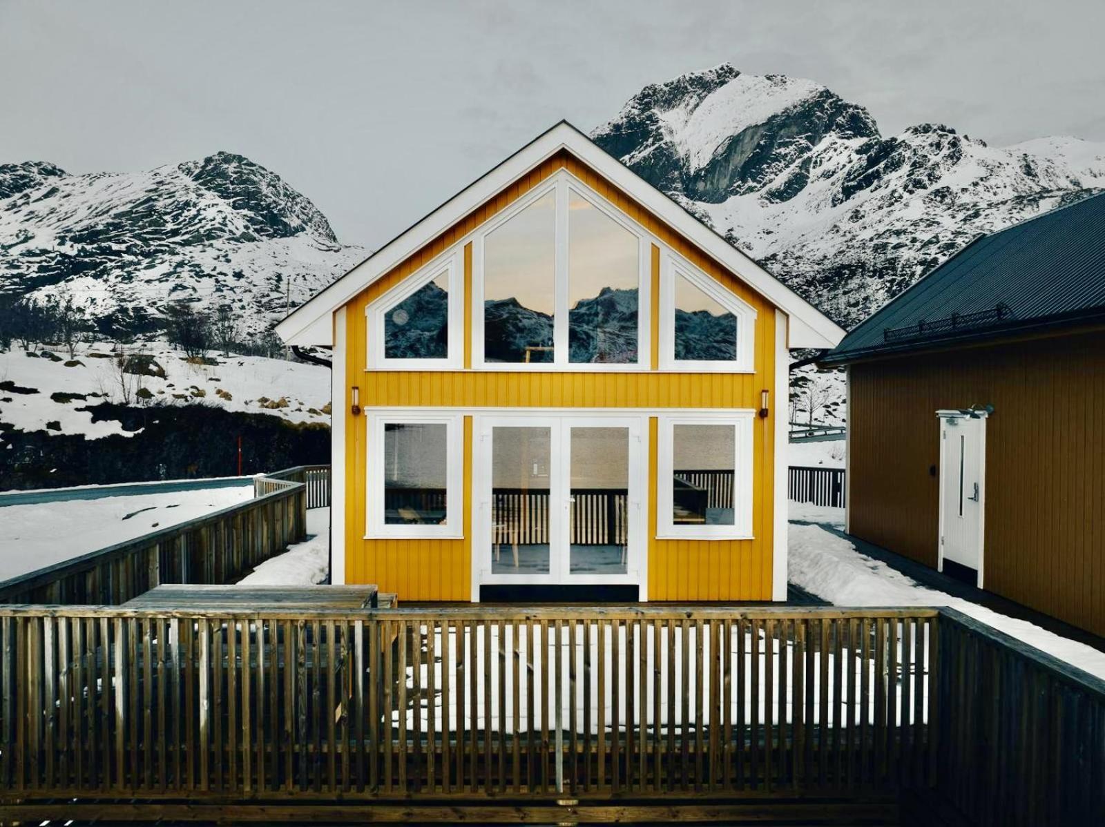 Sund  Fjordview Ryten 1 Retreat מראה חיצוני תמונה